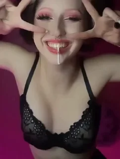 😘