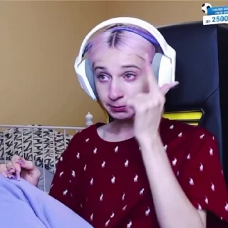 🤨