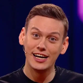😄