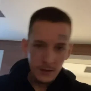 🥳