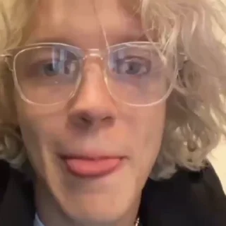 🤓