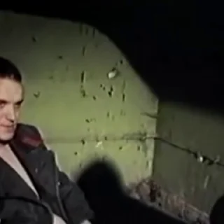 😁