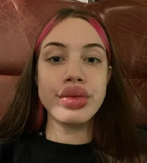 😶
