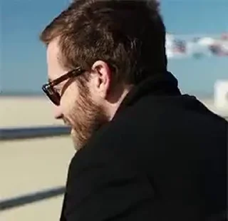 😂
