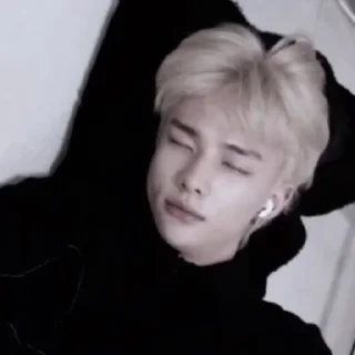 🎧