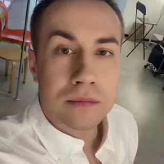 😁