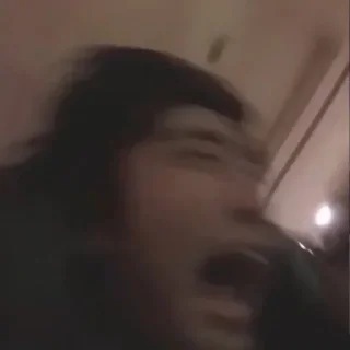 😭