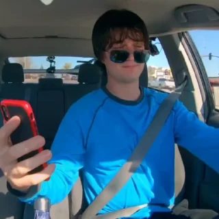 📱