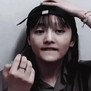 🥴