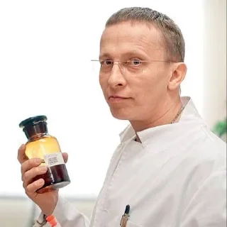 👨‍⚕️