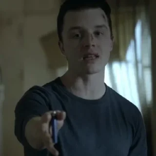 💣