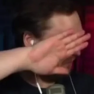👀