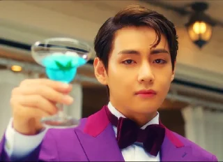 🍸