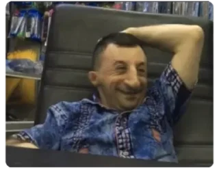 😣