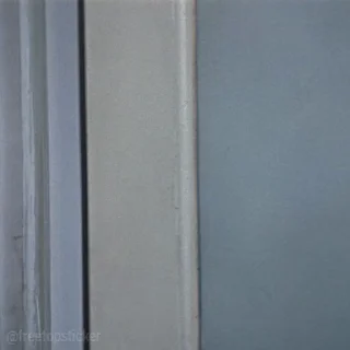 🤨