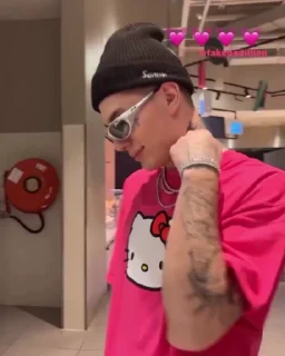 💋