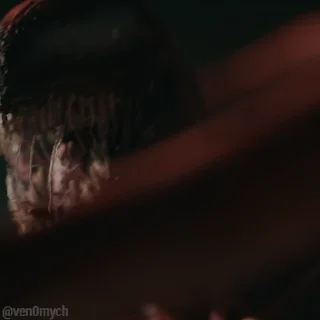 😡