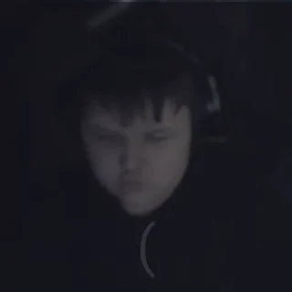 😔