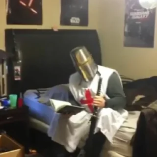 👑