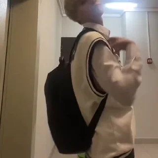 ✌