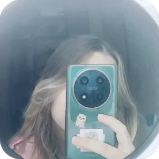 🫥