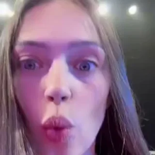 😮