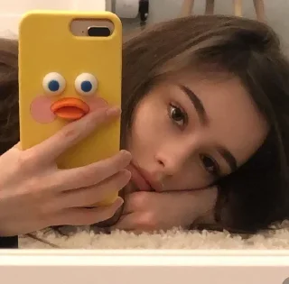 😣