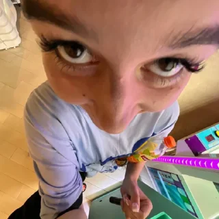 😱