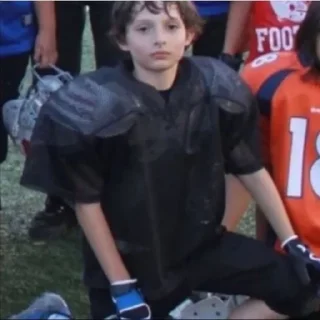 😐