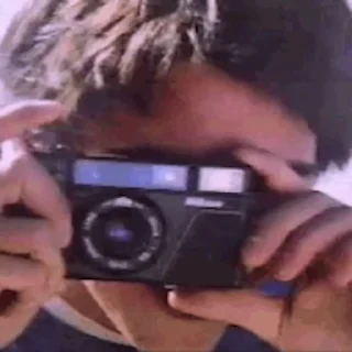 📷