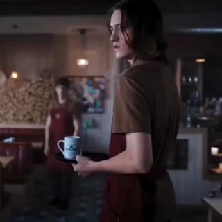 😐