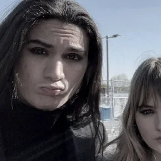 💋