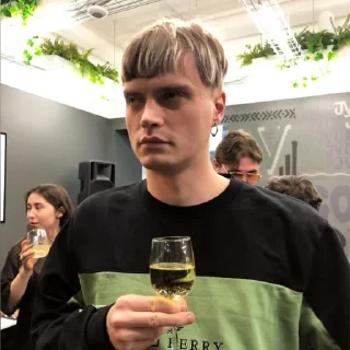 🍷