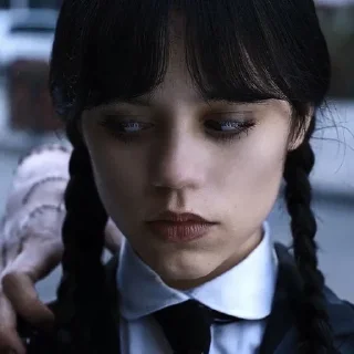 📼