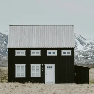 🏠