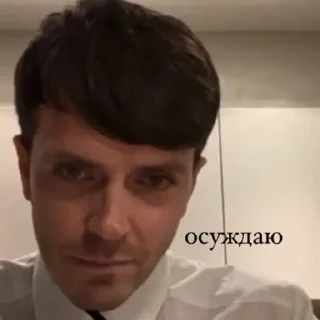 🗿