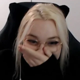🤭