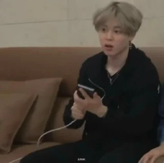 😐