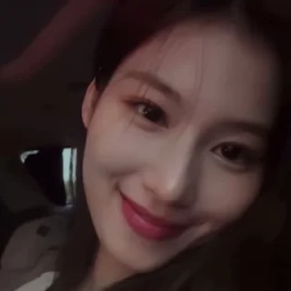 👀