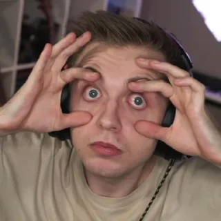 😳