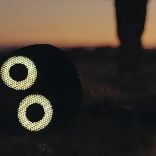 👤