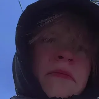 😭