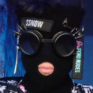 😘