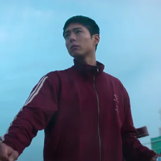 👤