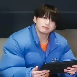 😶