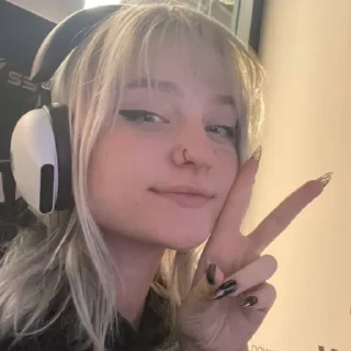 ✌️