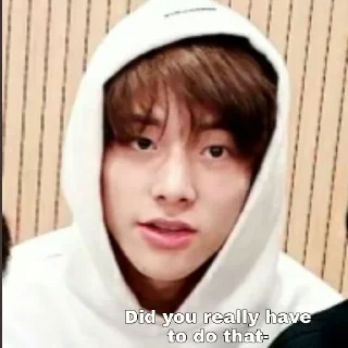😣