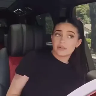 😐
