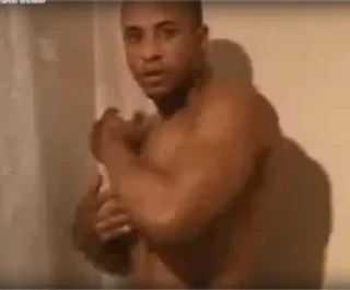 😳