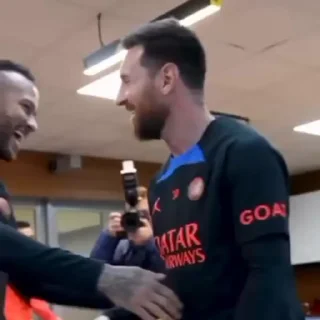 😐